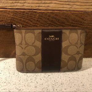Coach Wristlet Brown Logo